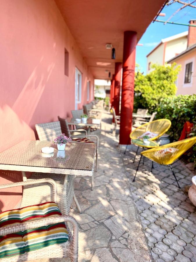 Vila Duricic 300M Od Mora Hotel Ðenovići Exterior foto